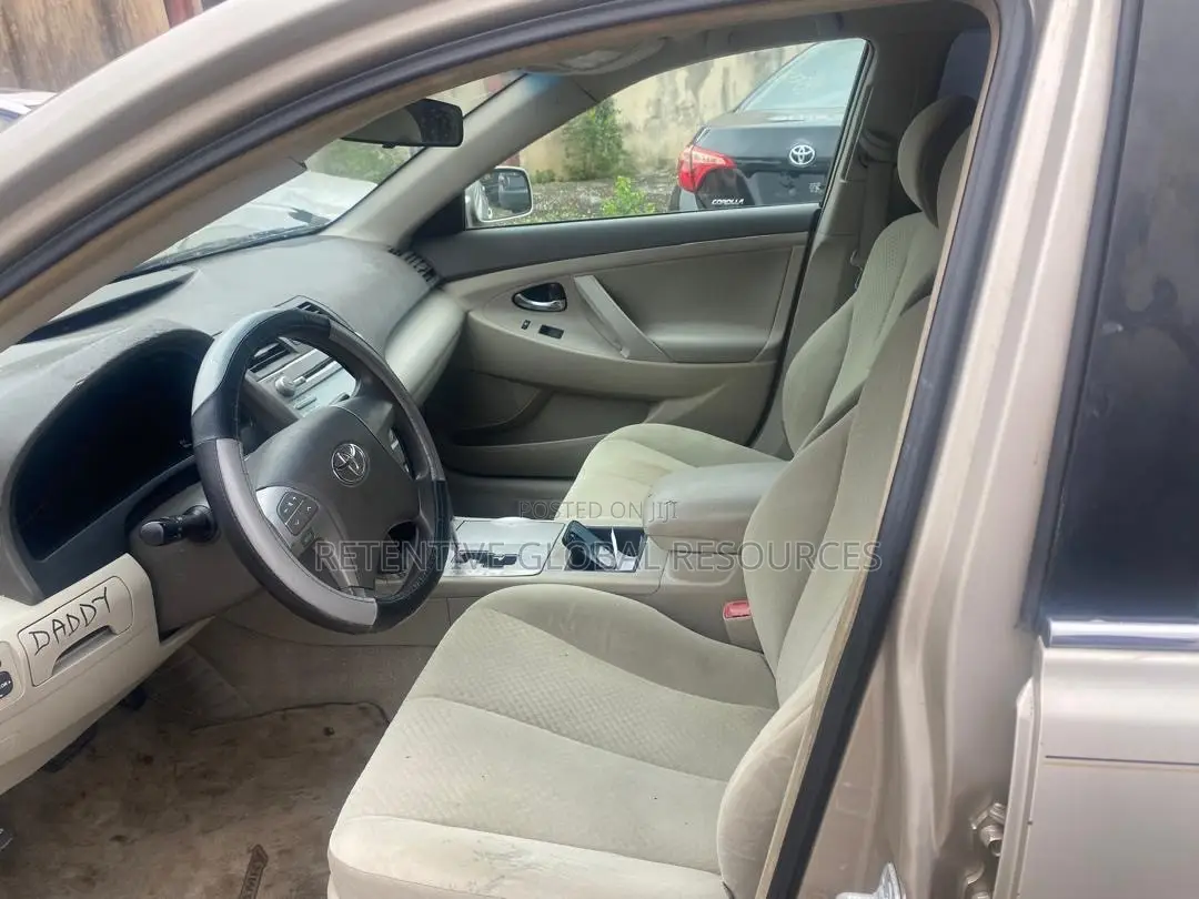 Toyota Camry LE 4dr Sedan (2.4L 4cyl 5A) 2007 Gold