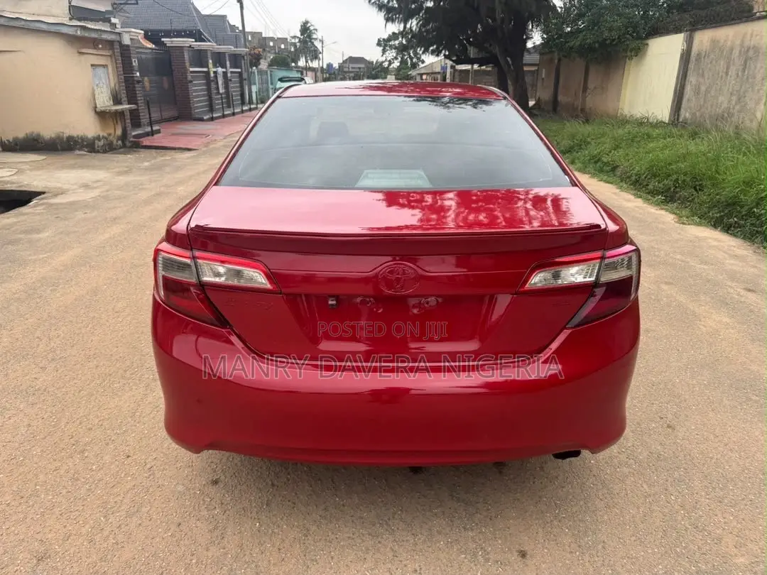 Toyota Camry 2013 Red