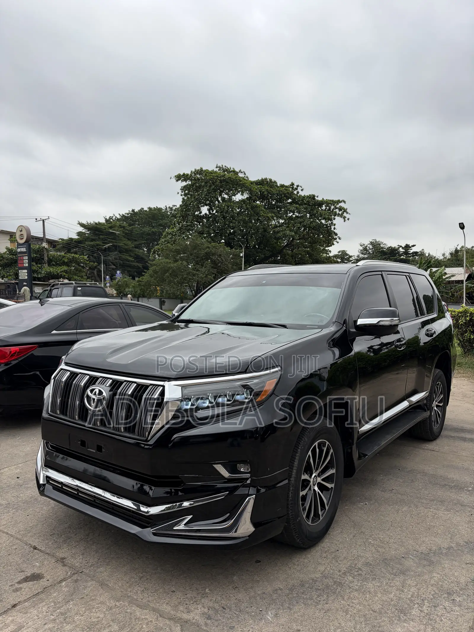 Toyota Land Cruiser Prado 4.0 Petrol TX-L 2011 Black