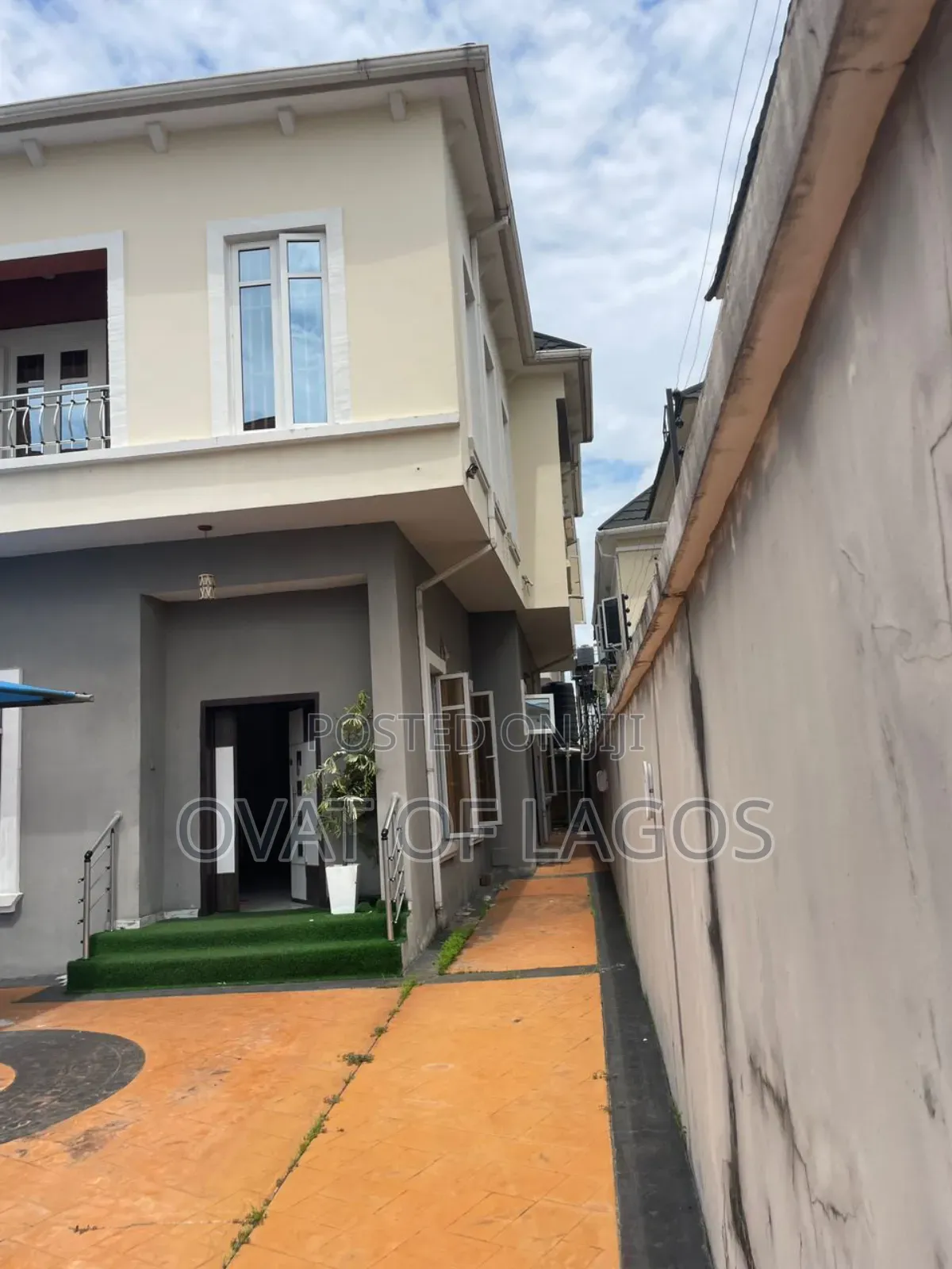4bdrm Duplex in Lekki County, Ikota for rent
