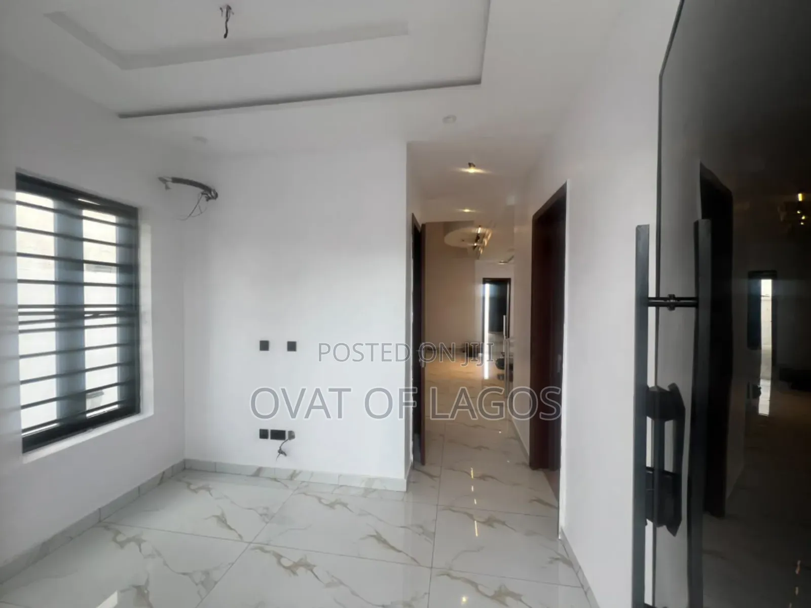 5bdrm Duplex in Pinnock Beach, Osapa london for sale