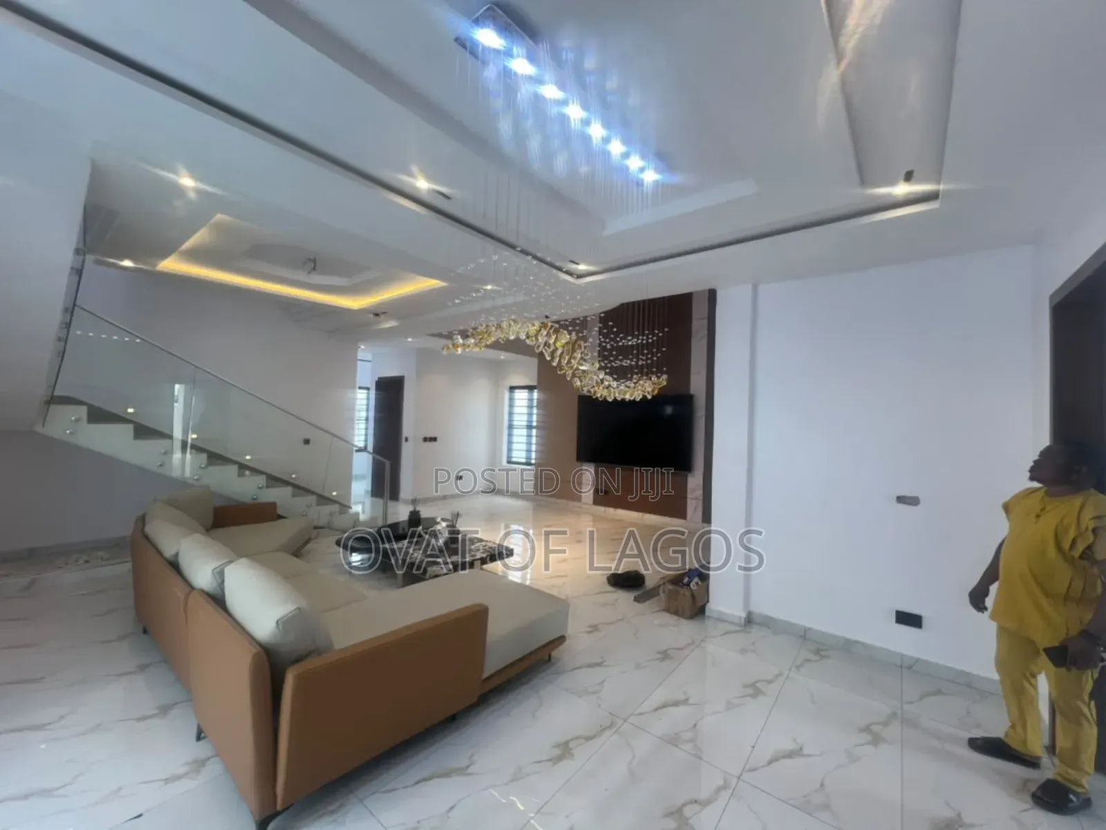 5bdrm Duplex in Pinnock Beach, Osapa london for sale