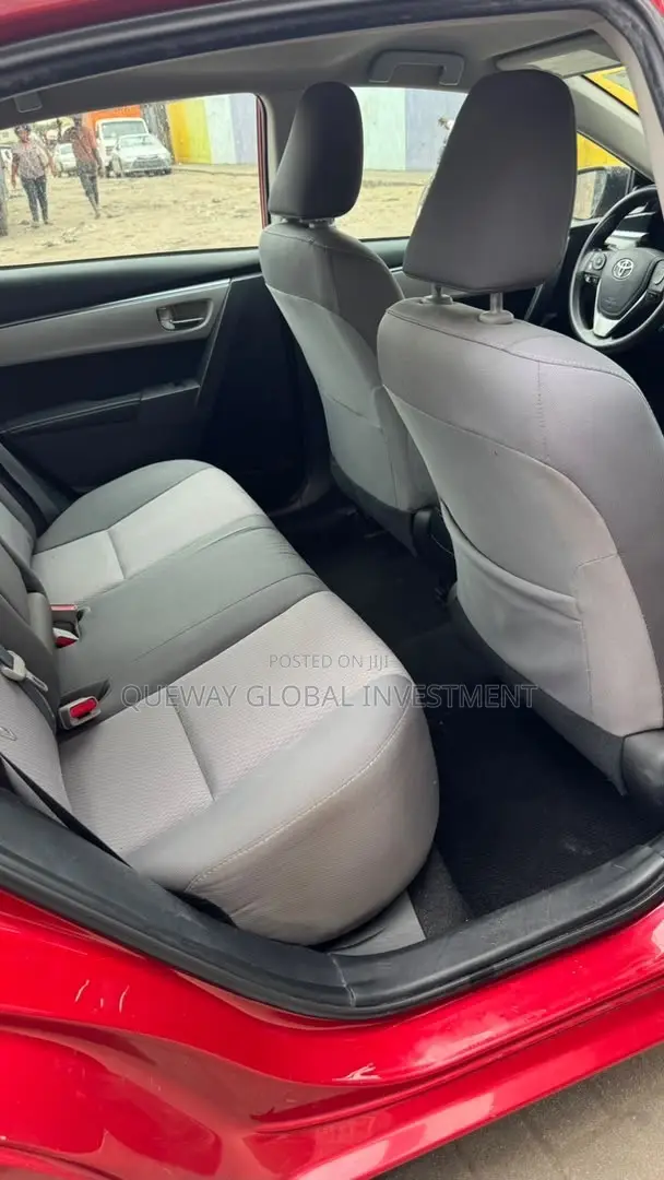 Toyota Corolla LE Premium 4dr Sedan (1.8L 4cyl CVT) 2015 Red