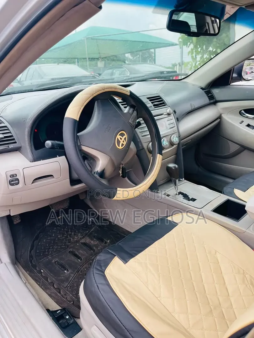 Toyota Camry 2008 Silver