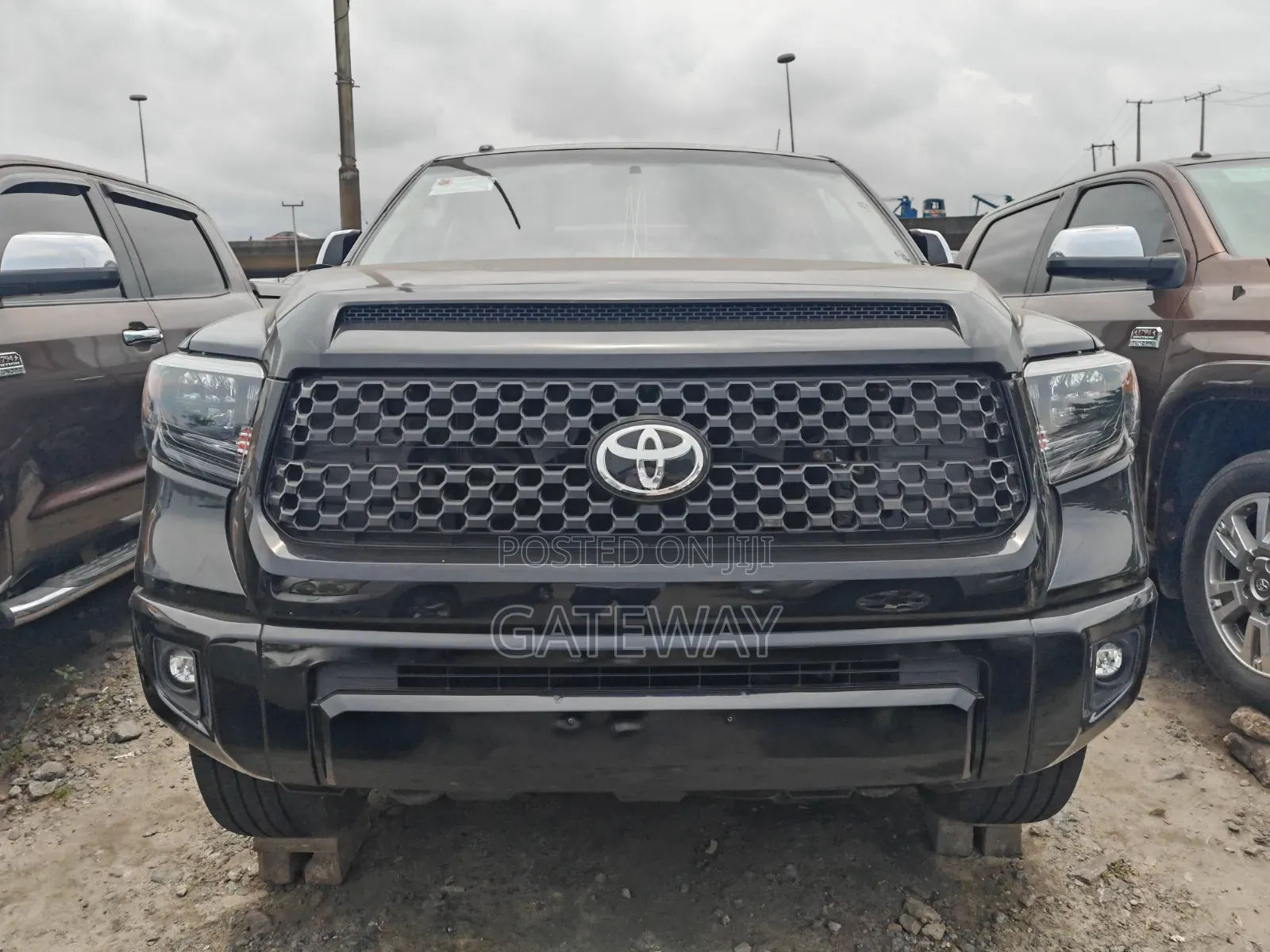 Toyota Tundra 2018 Black