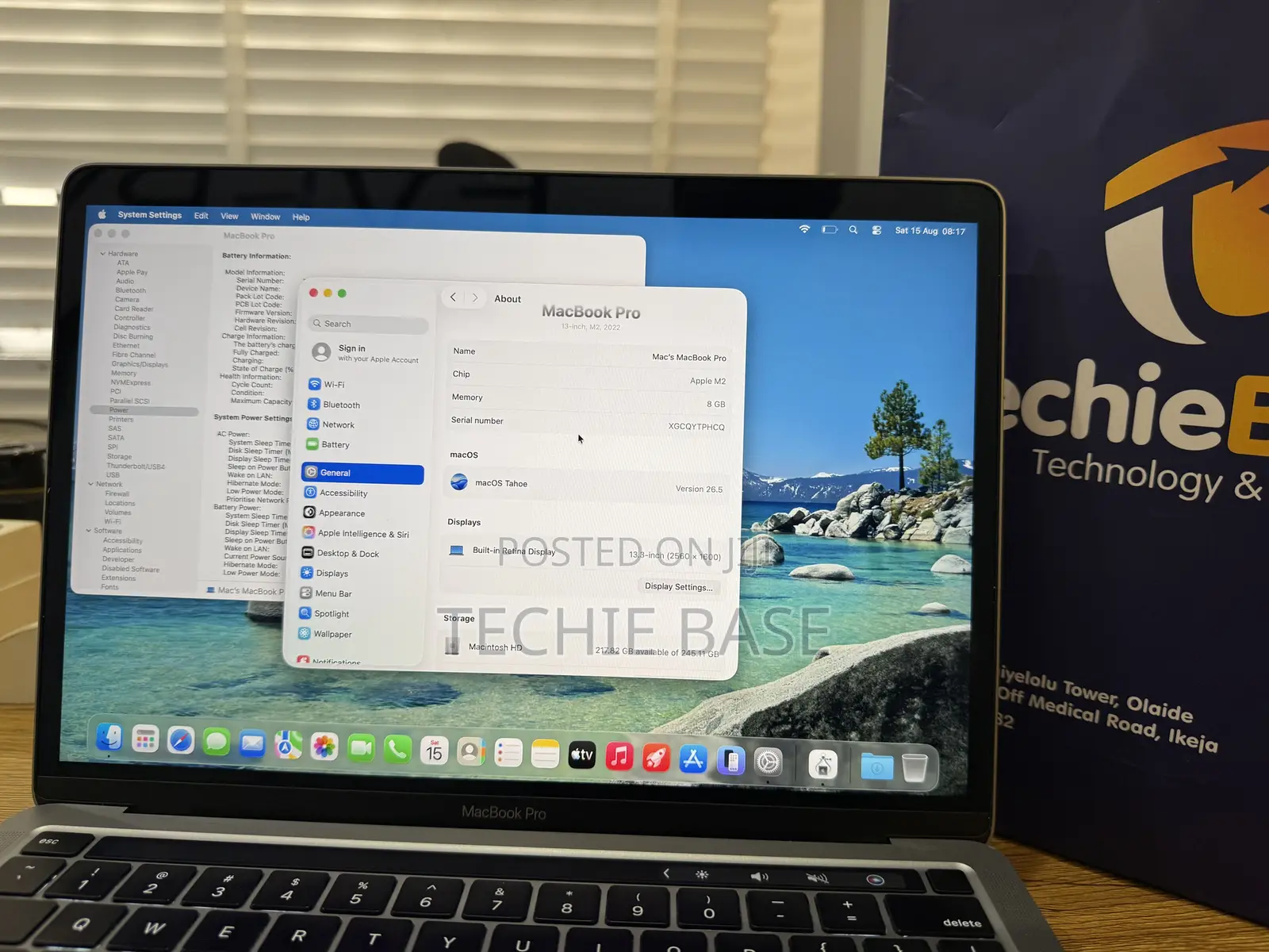 Laptop Apple MacBook Pro 2022 M2 8GB Apple M2 SSD 256GB