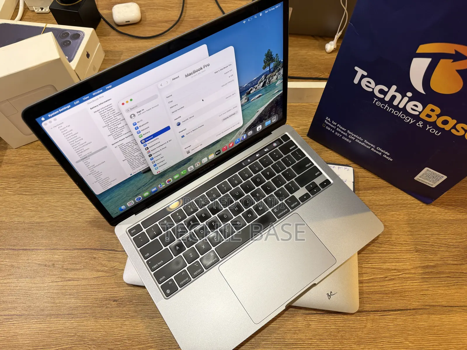 Laptop Apple MacBook Pro 2022 M2 8GB Apple M2 SSD 256GB