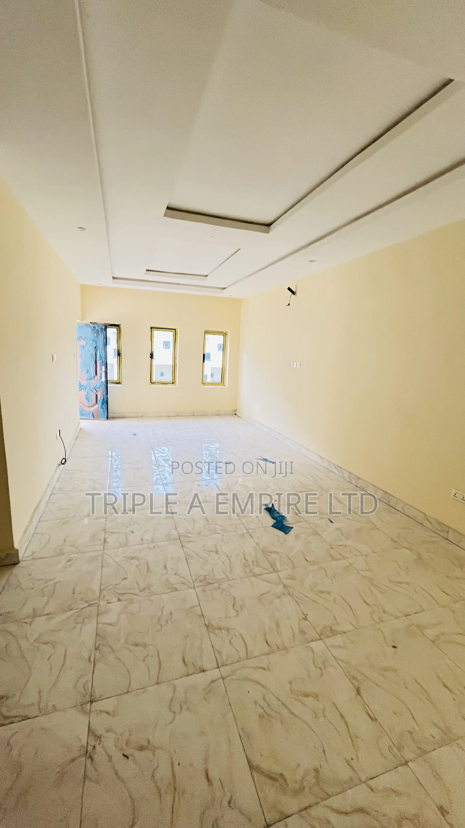 4bdrm Townhouse/Terrace in Katampe (Main) for sale