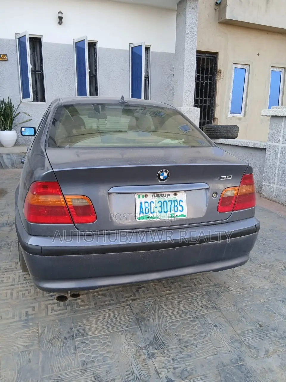 BMW 328i 2005 Gray