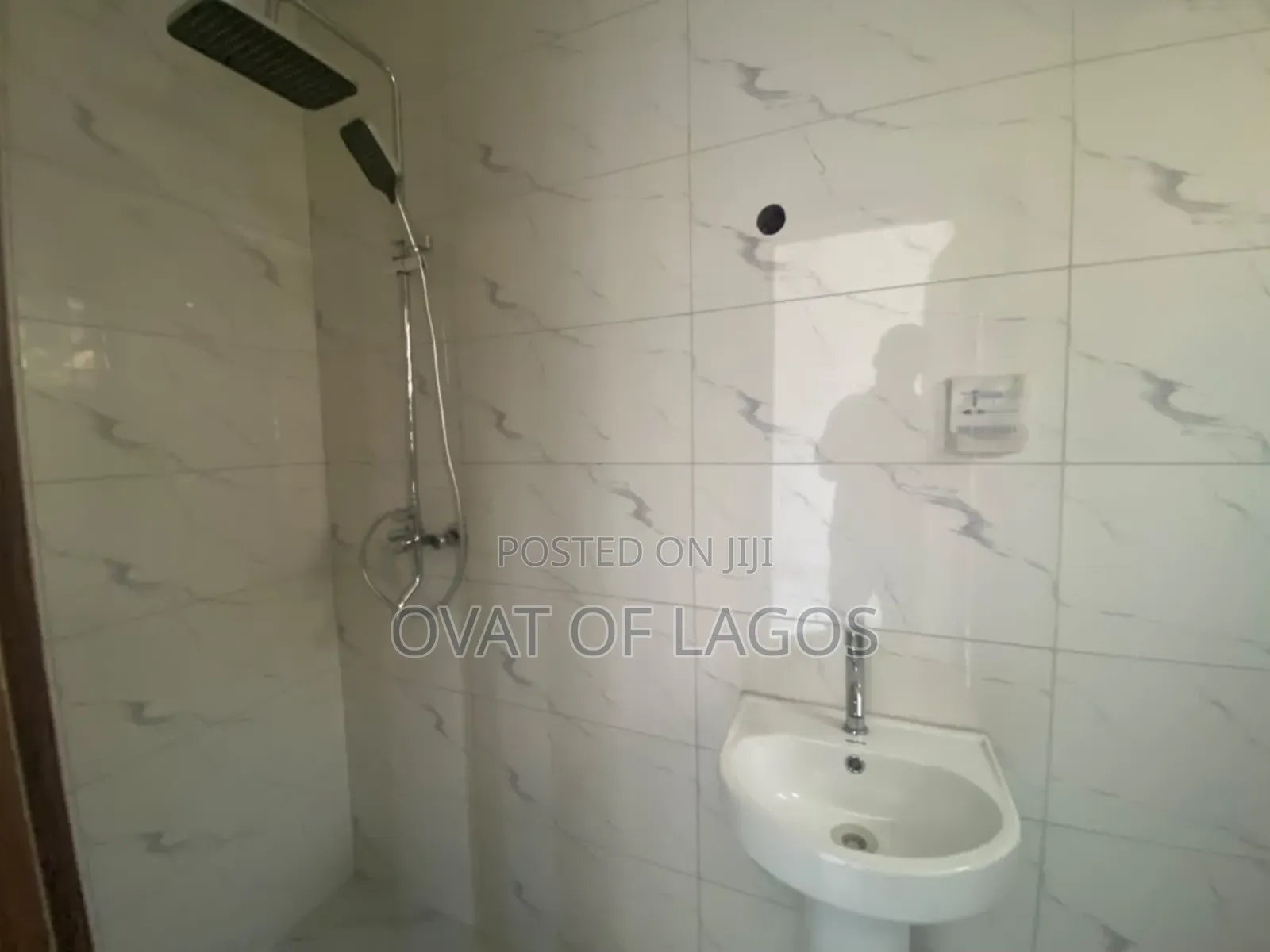 2bdrm Duplex in Ikate for rent