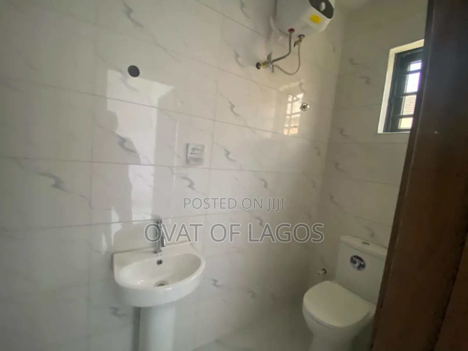2bdrm Duplex in Ikate for rent