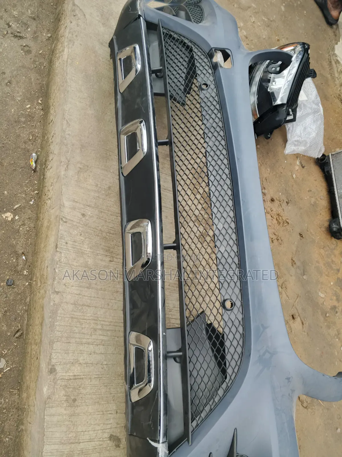 Front Bumper GLC 300 2016