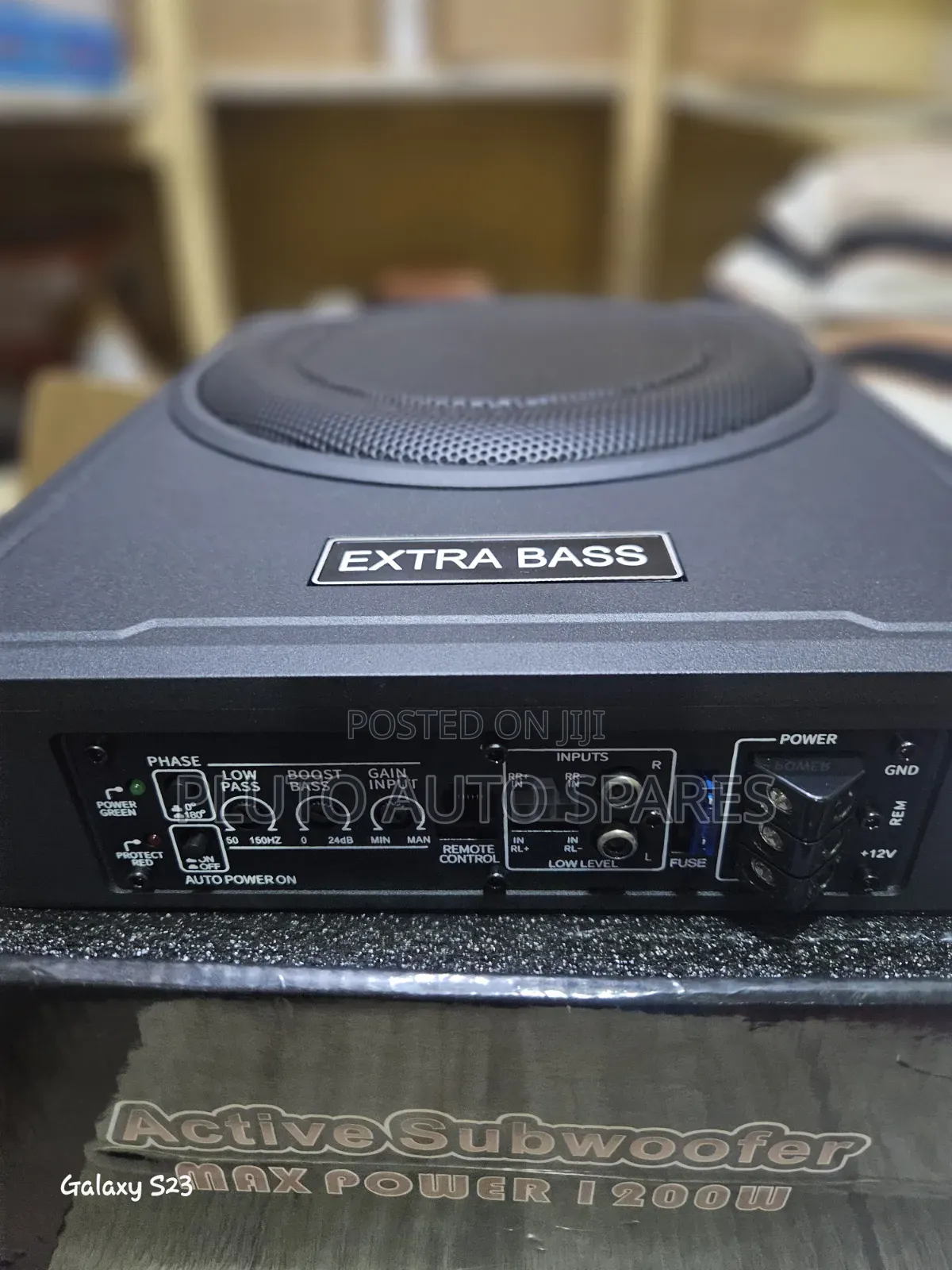  1200W Car Subwoofer – EXTRA BASS! 
