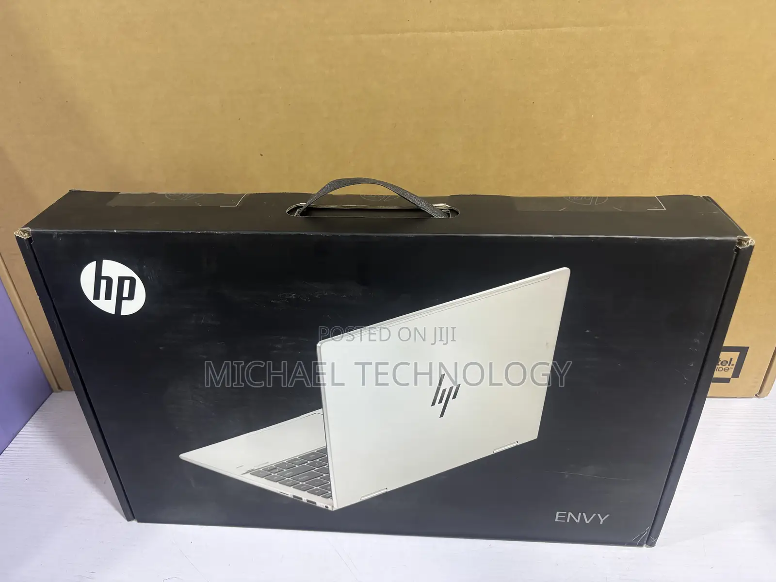 New Laptop HP Envy x360 8GB Intel Core 5 SSD 512GB