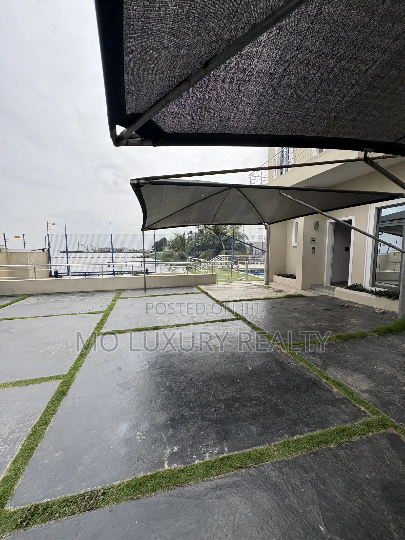 Furnished 4bdrm Townhouse / Terrace in Lekki Phase 1 for rent