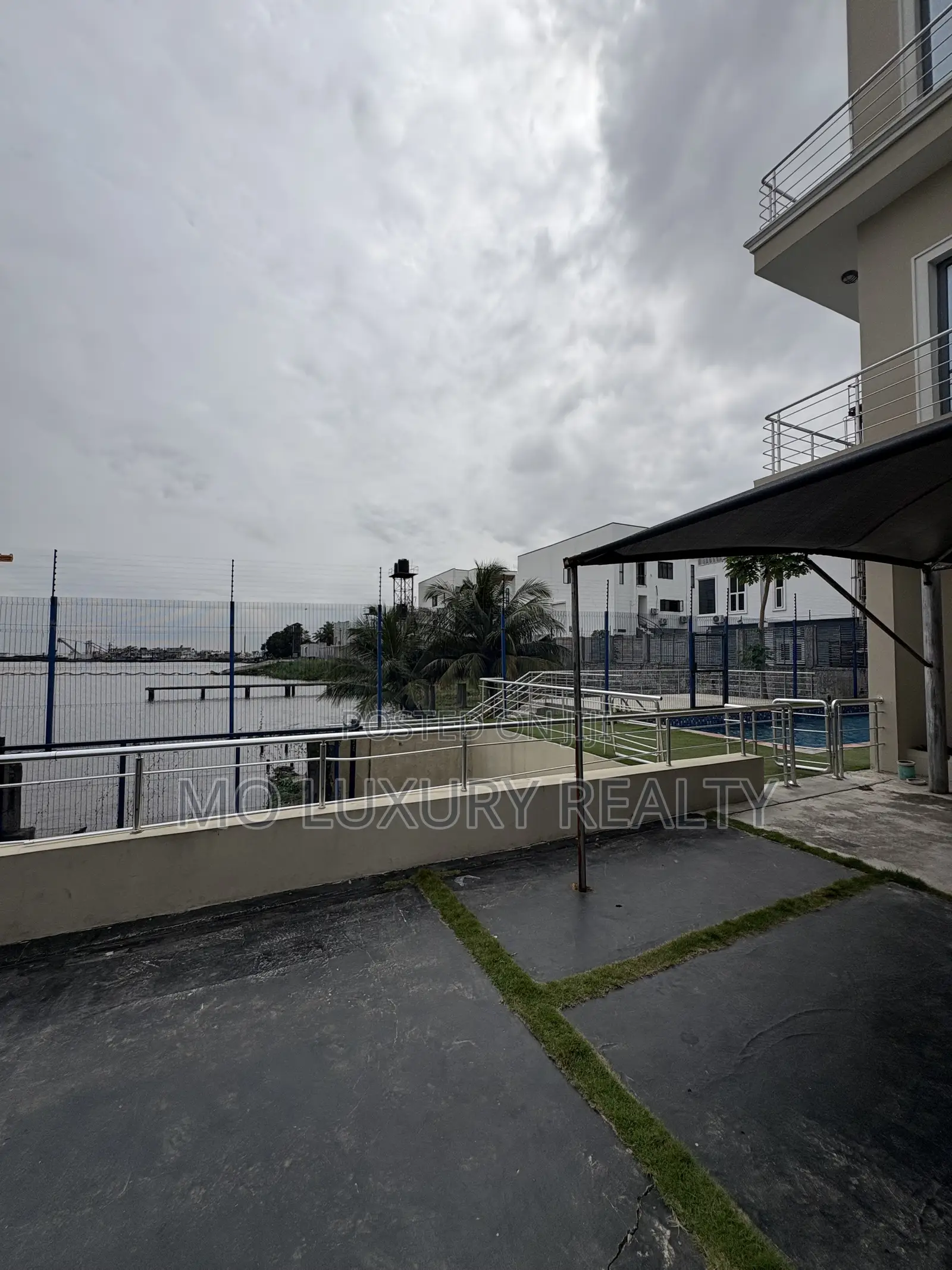 Furnished 4bdrm Townhouse / Terrace in Lekki Phase 1 for rent