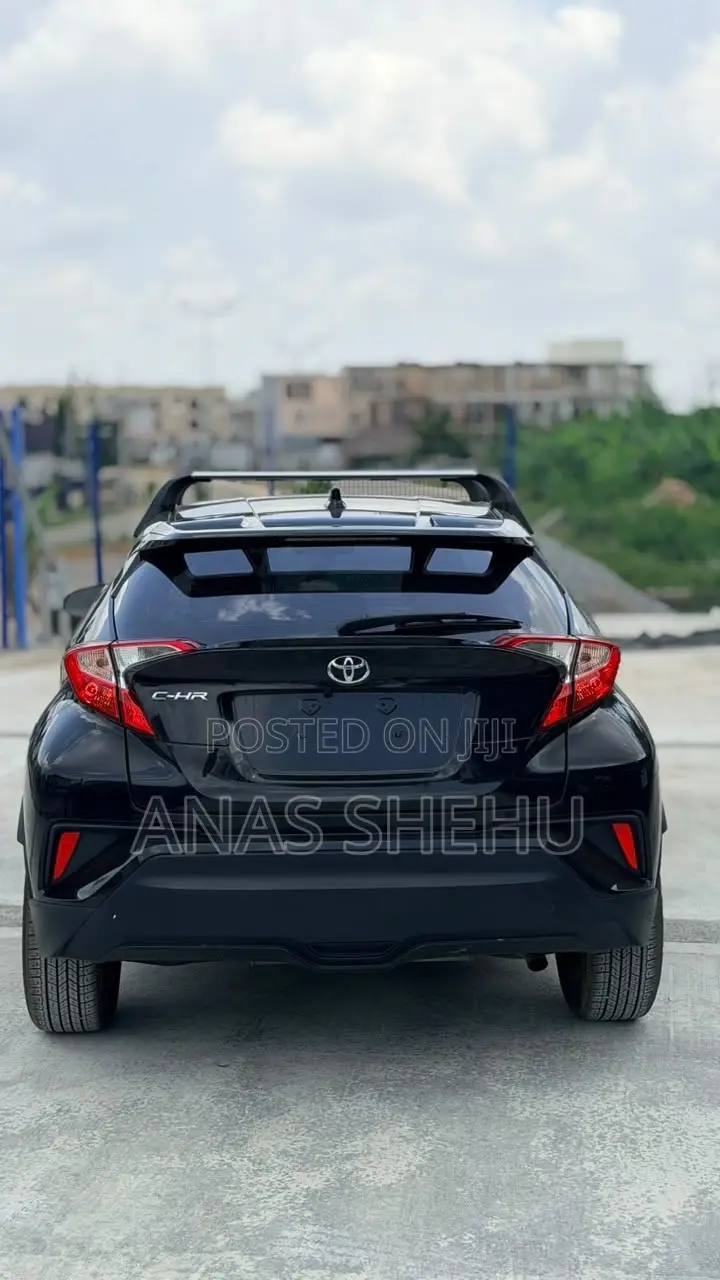 Toyota C-HR 2021 Black