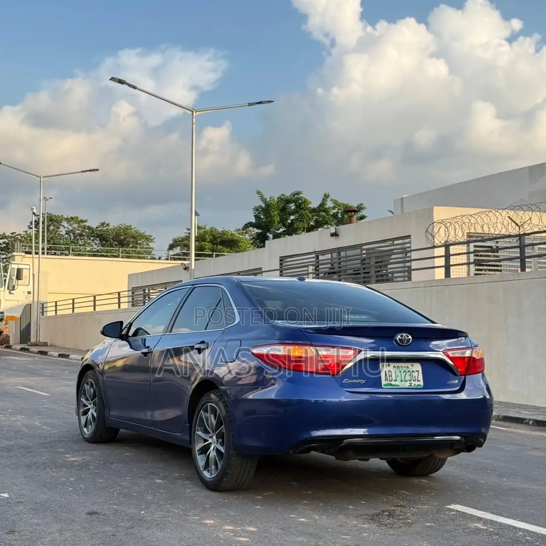 Toyota Camry XSE 4dr Sedan (2.5L 4cyl 6A) 2015 Blue