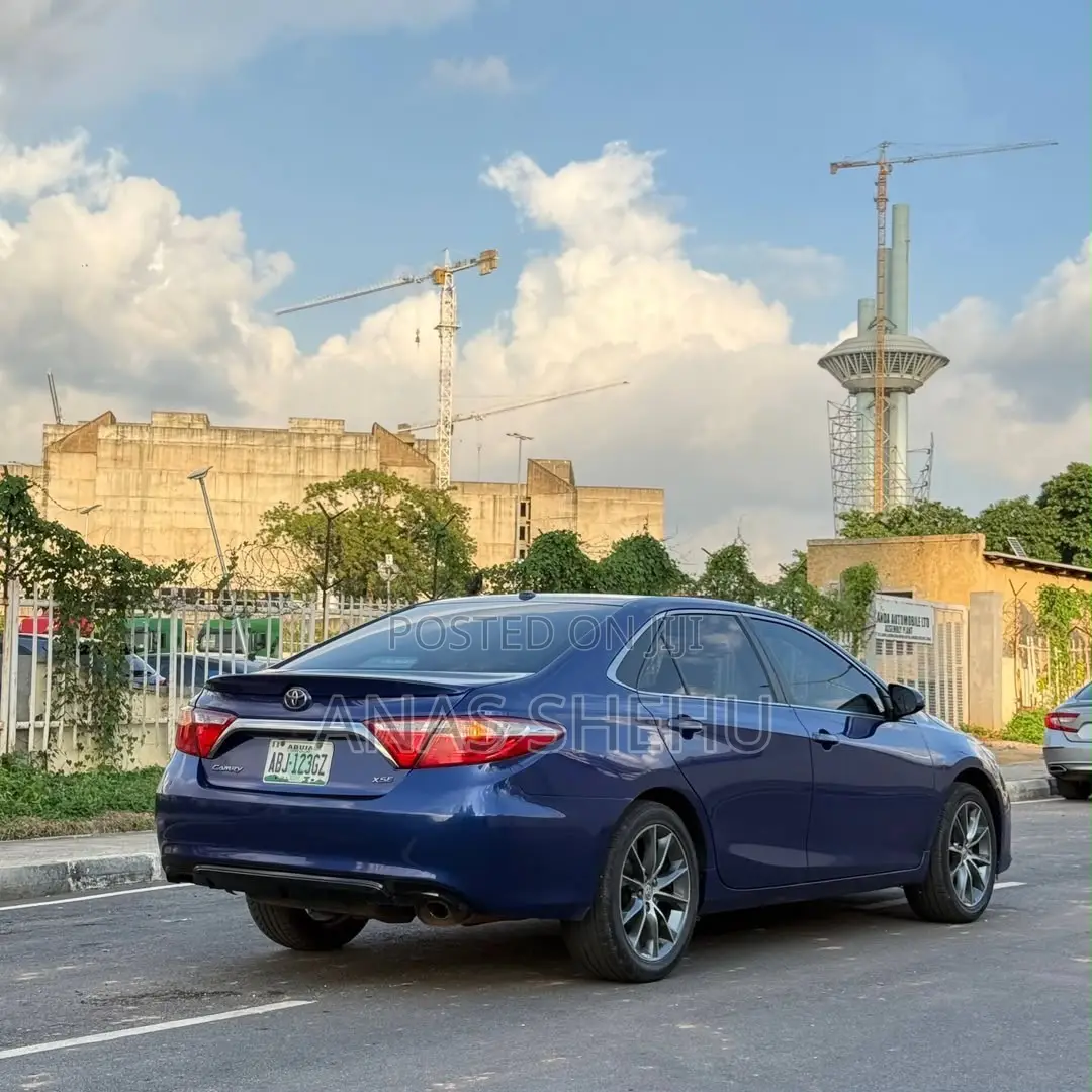 Toyota Camry XSE 4dr Sedan (2.5L 4cyl 6A) 2015 Blue