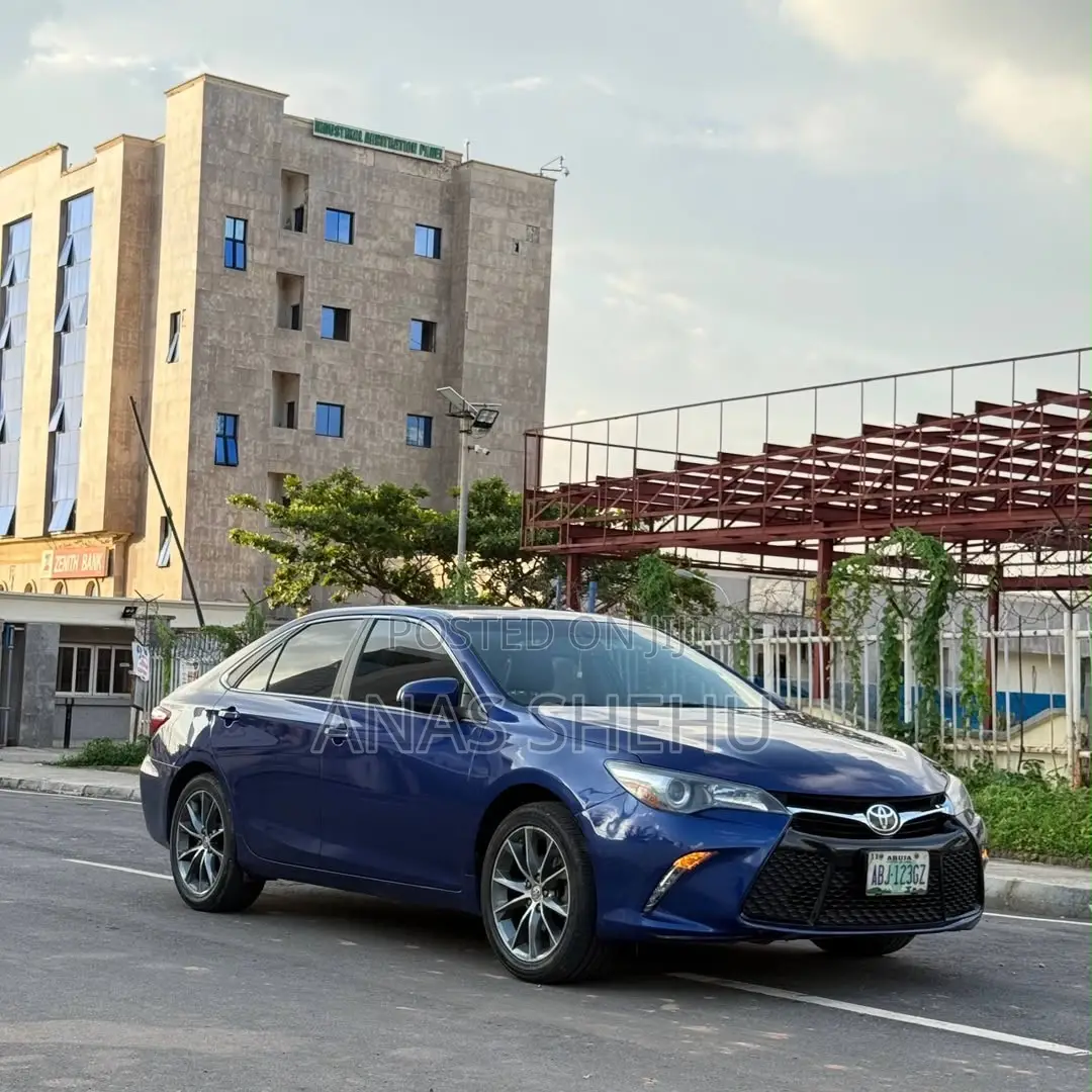 Toyota Camry XSE 4dr Sedan (2.5L 4cyl 6A) 2015 Blue