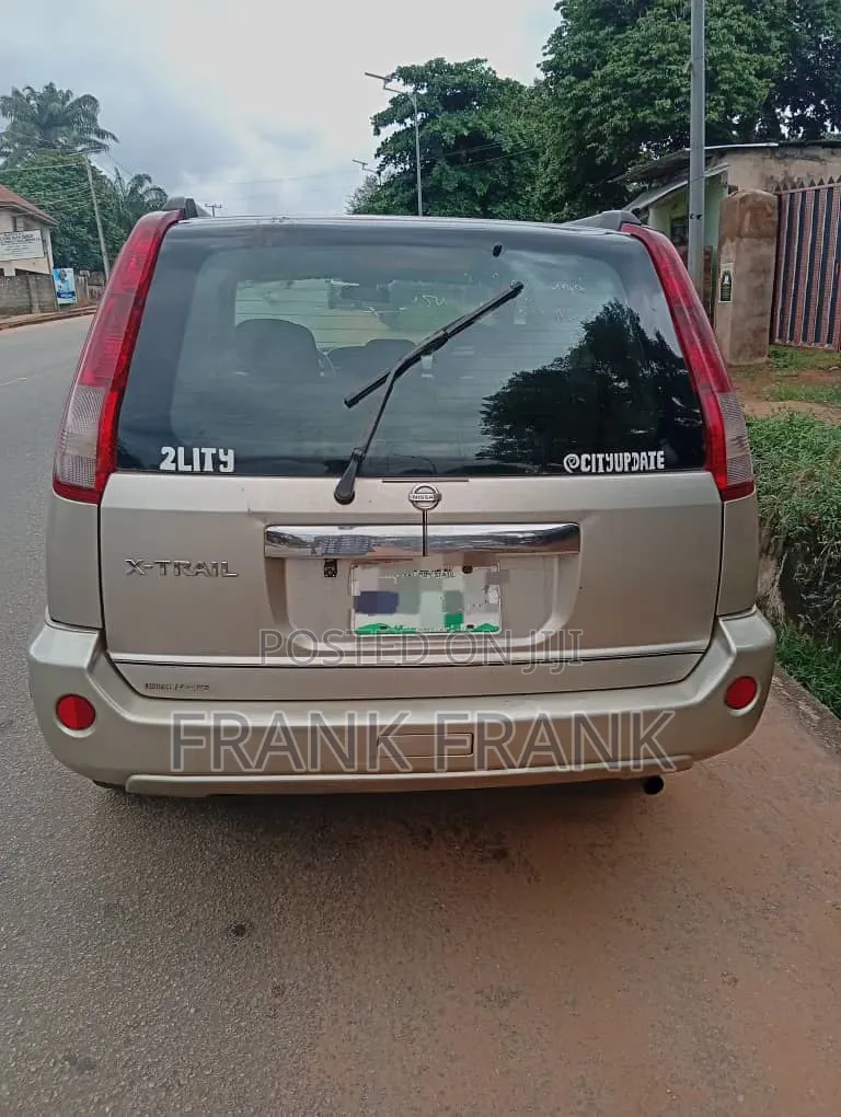 Nissan X-Trail 2005 Gold