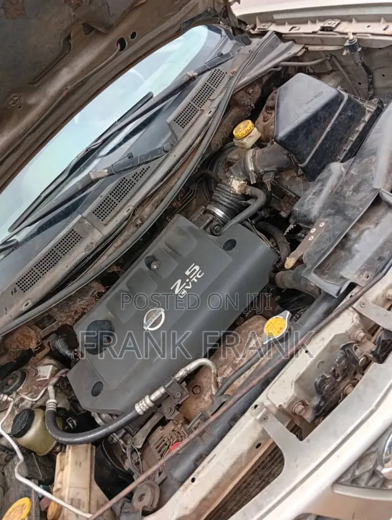 Nissan X-Trail 2005 Gold