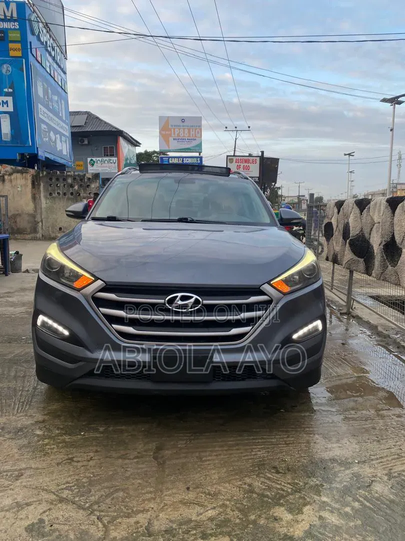 Hyundai Tucson 2017 Gray