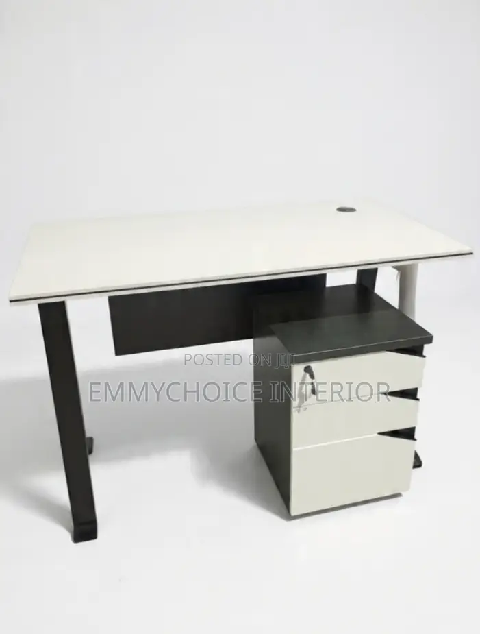 Modern Office Desk With Three Drawers