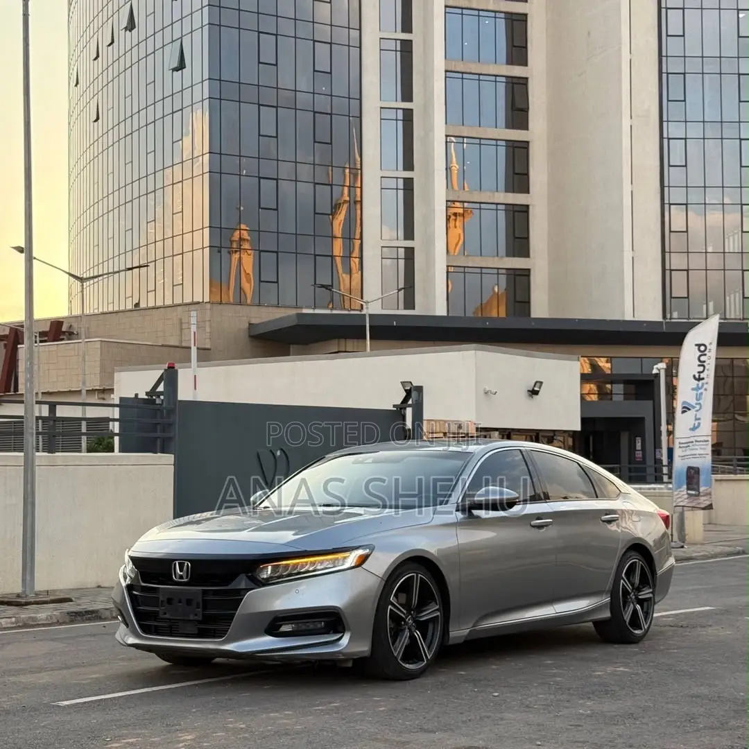 Honda Accord Touring 2018 Silver
