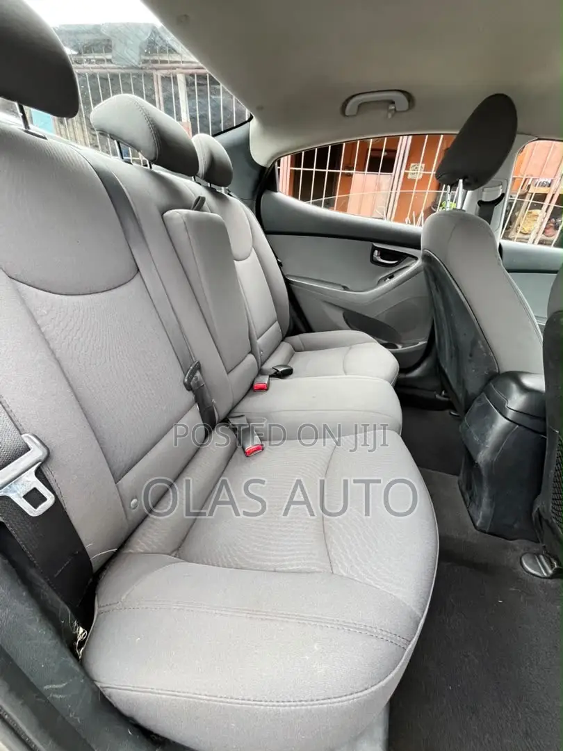 Hyundai Elantra 2015