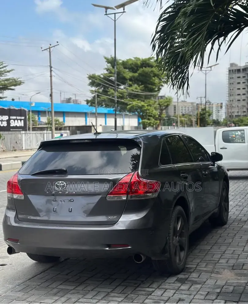 Toyota Venza 2012 Gray