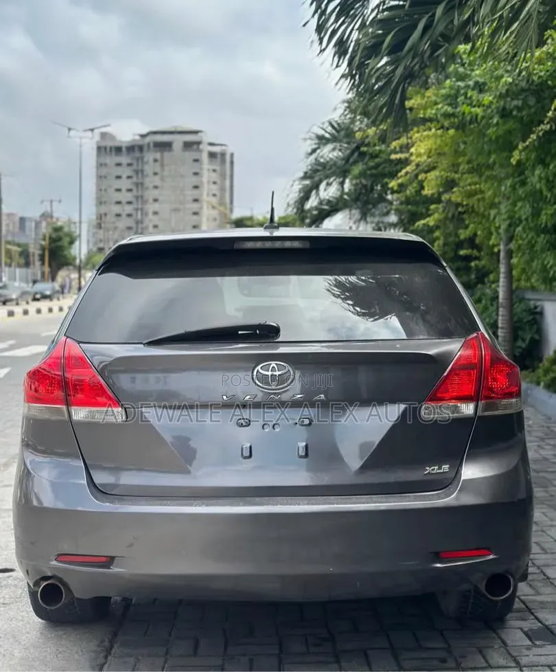 Toyota Venza 2012 Gray