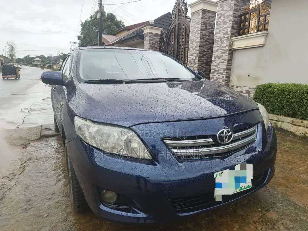 Toyota Corolla 2010 Blue
