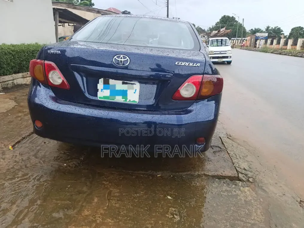 Toyota Corolla 2010 Blue