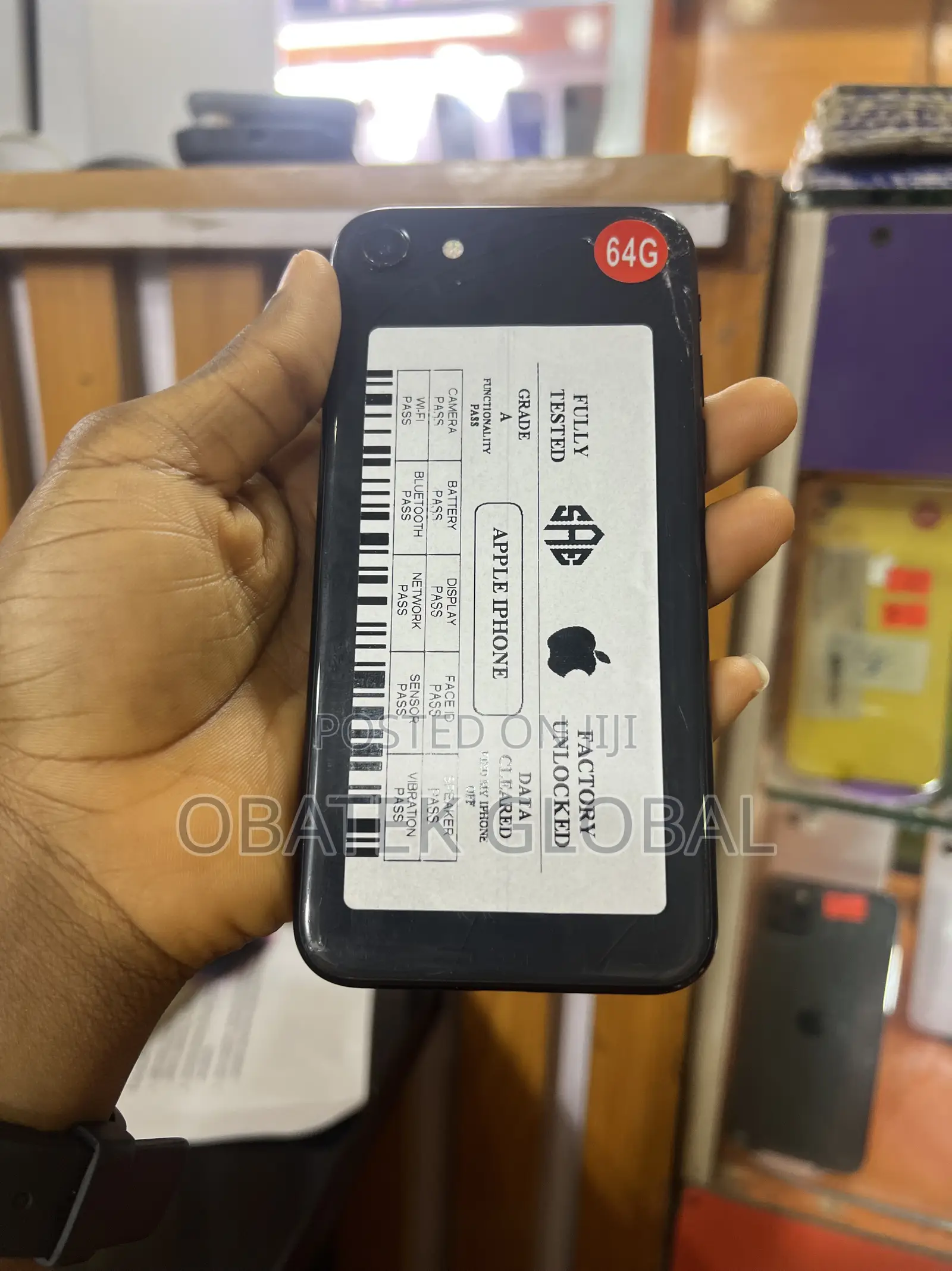Apple iPhone SE (2020) 64 GB Black