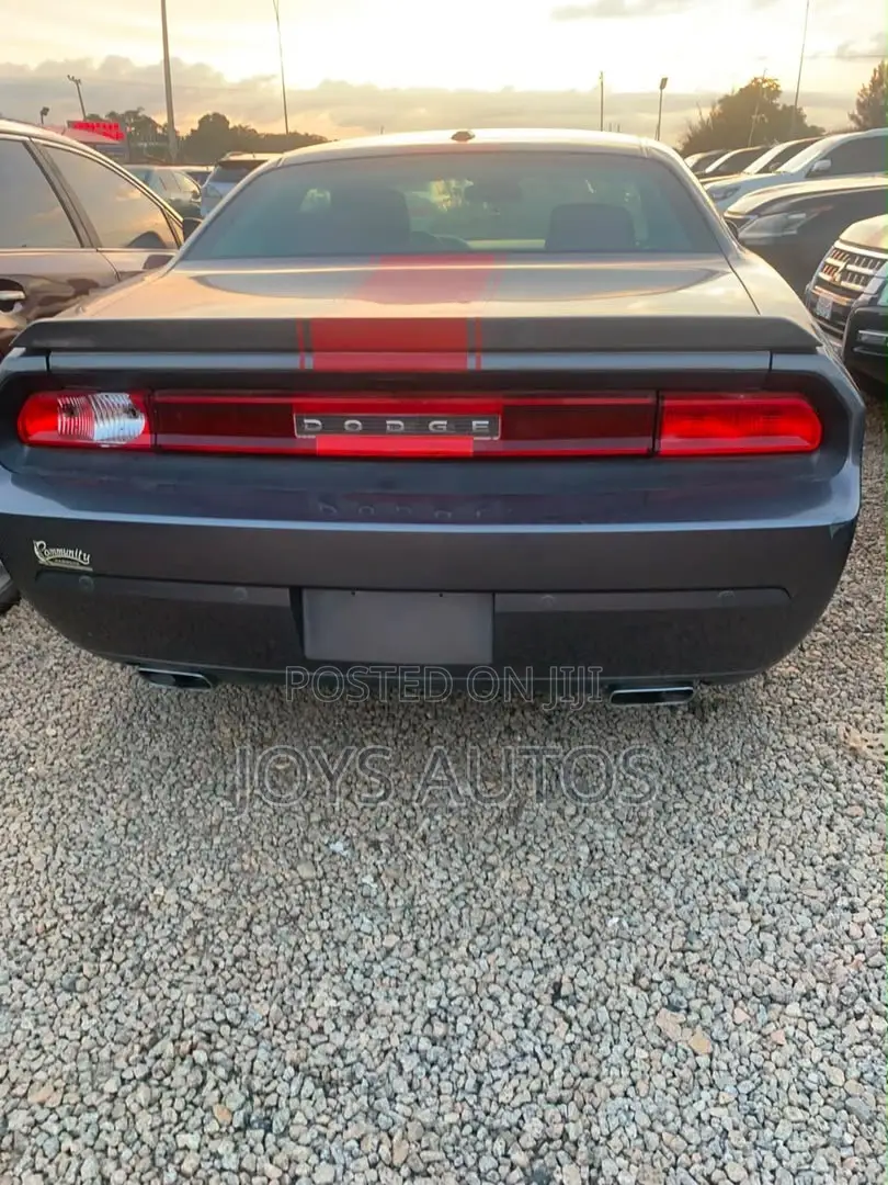 Dodge Challenger SXT 2dr Coupe (3.6L 6cyl 8A) 2015 Black