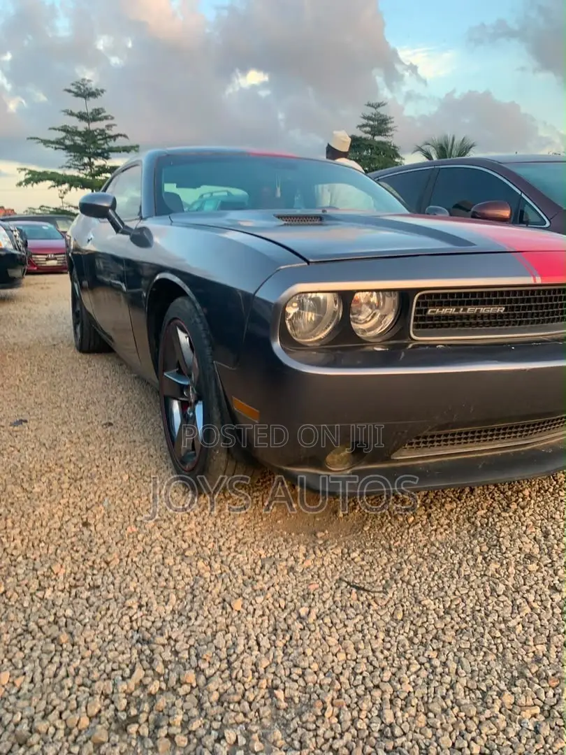 Dodge Challenger SXT 2dr Coupe (3.6L 6cyl 8A) 2015 Black