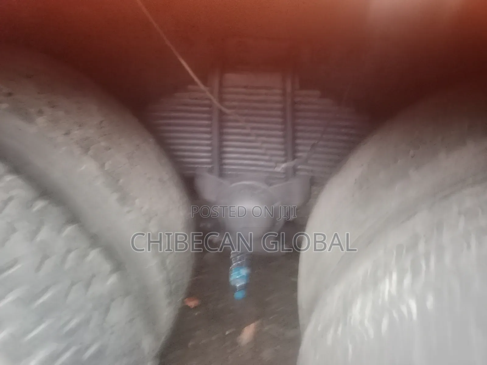 Mercedes Benz 2527 Refuse Compactor Truck 10 Tyres (Foreign Used)