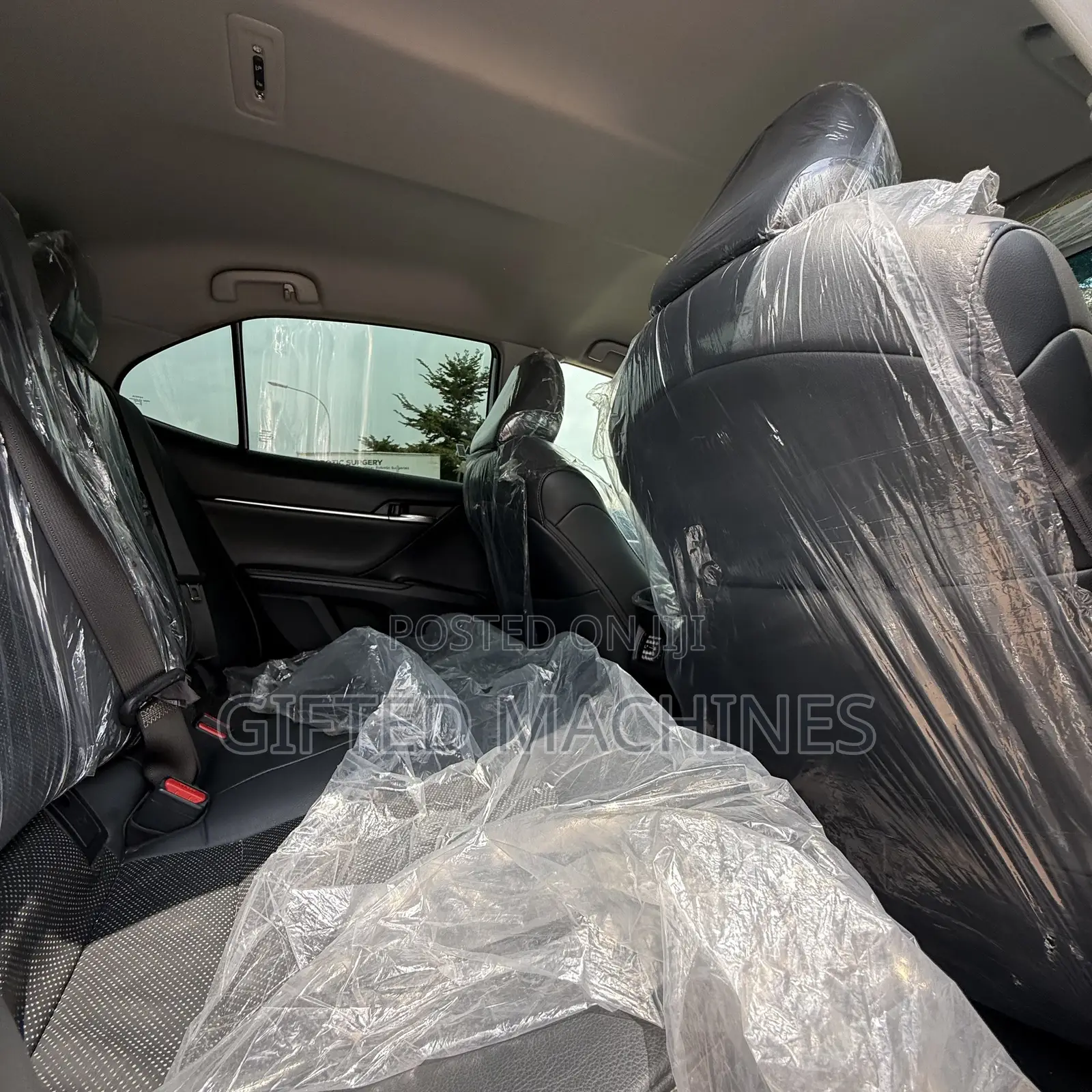 Toyota Camry 2019 Silver
