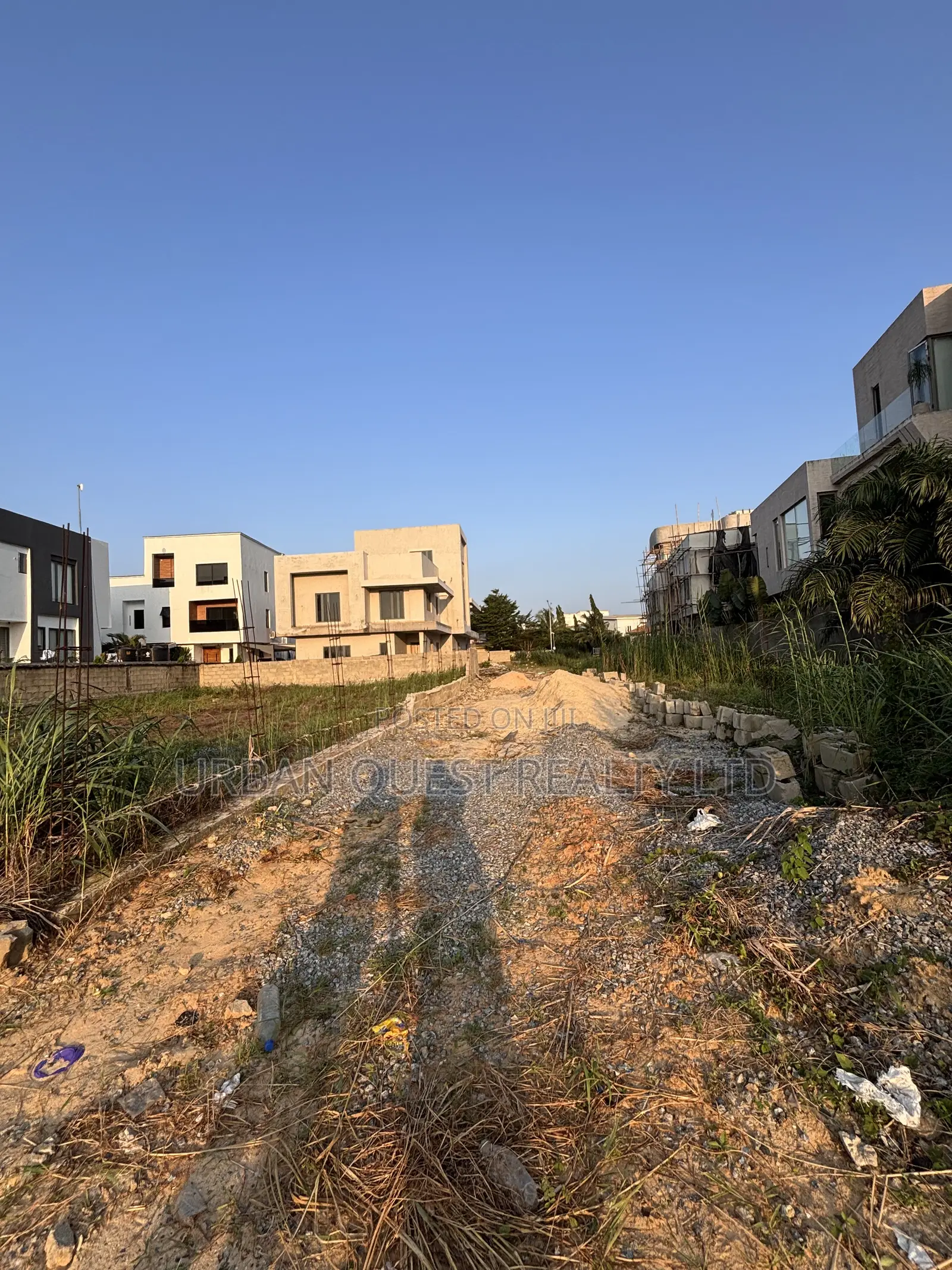 6bdrm Duplex in Pinnock Beach Estate, Osapa london for sale