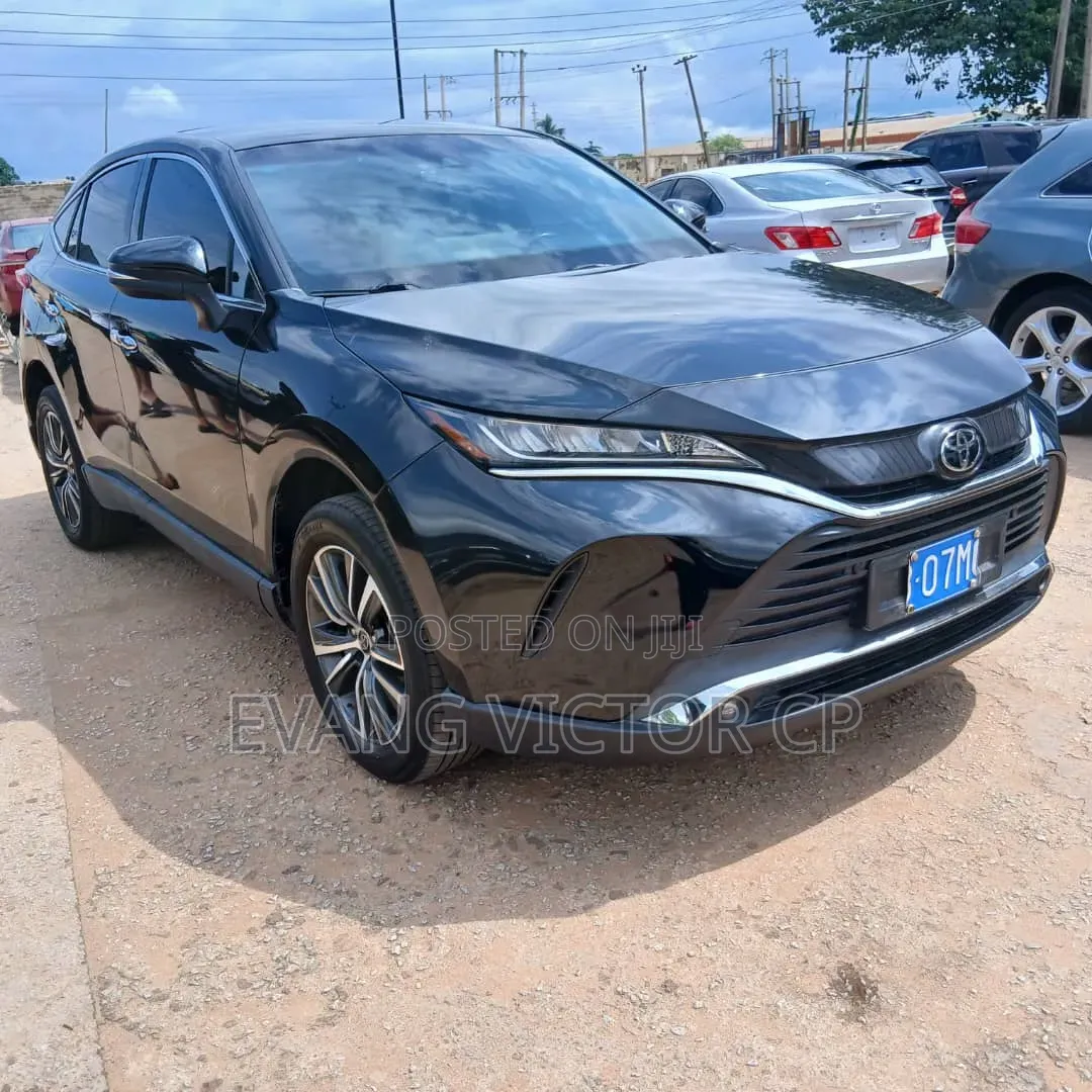Toyota Venza Limited AWD 2024 Blue