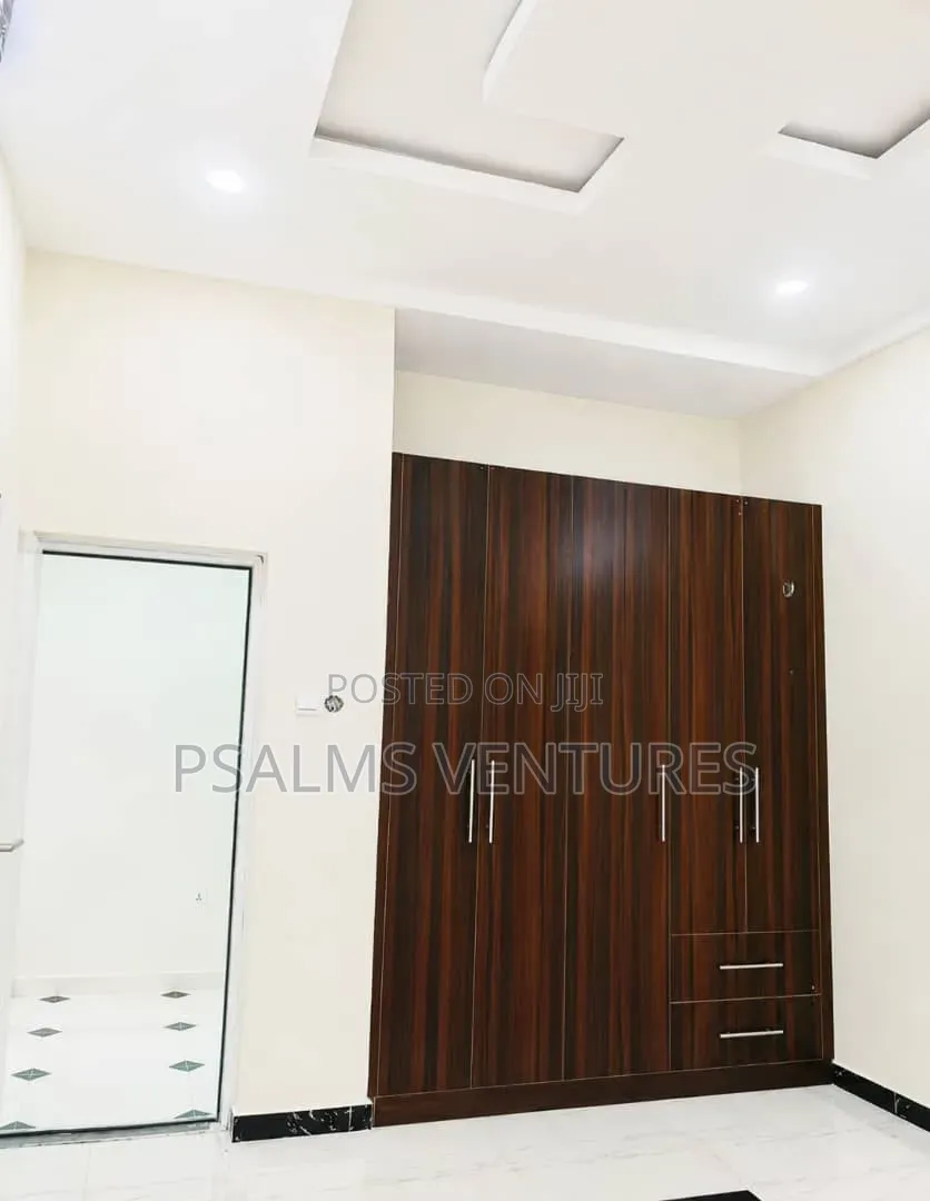 Mini Flat in Ikeja, Opebi for rent