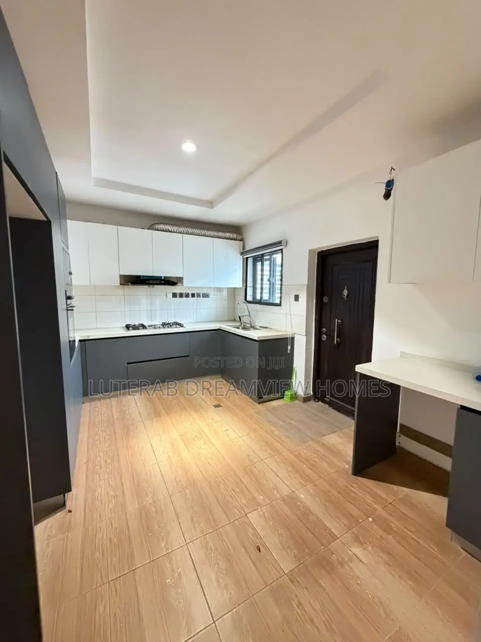 3bdrm Block of Flats in Jahi Gilmore for rent