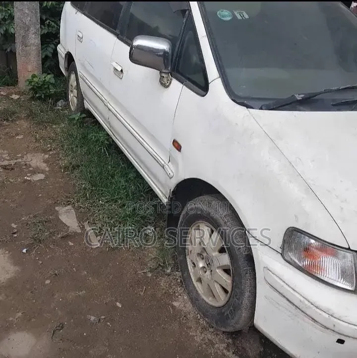 Honda Shuttle 2001 White