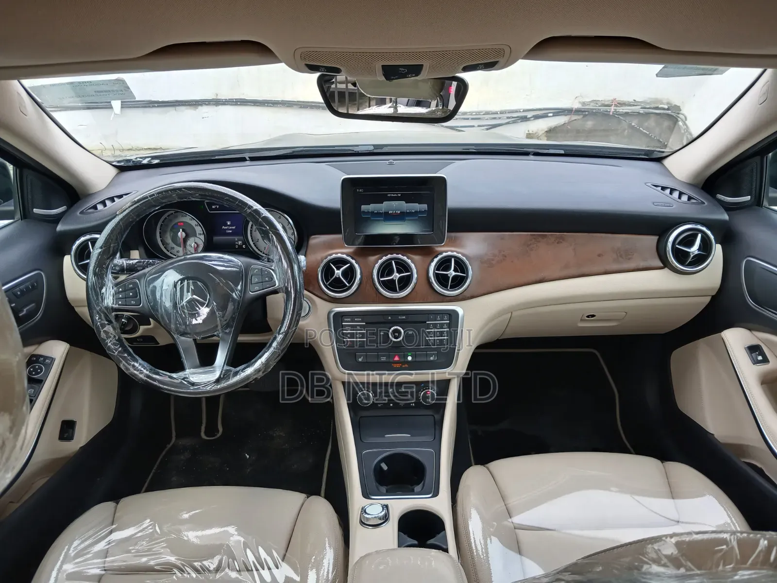 Mercedes-Benz GLA 250 2016 Black