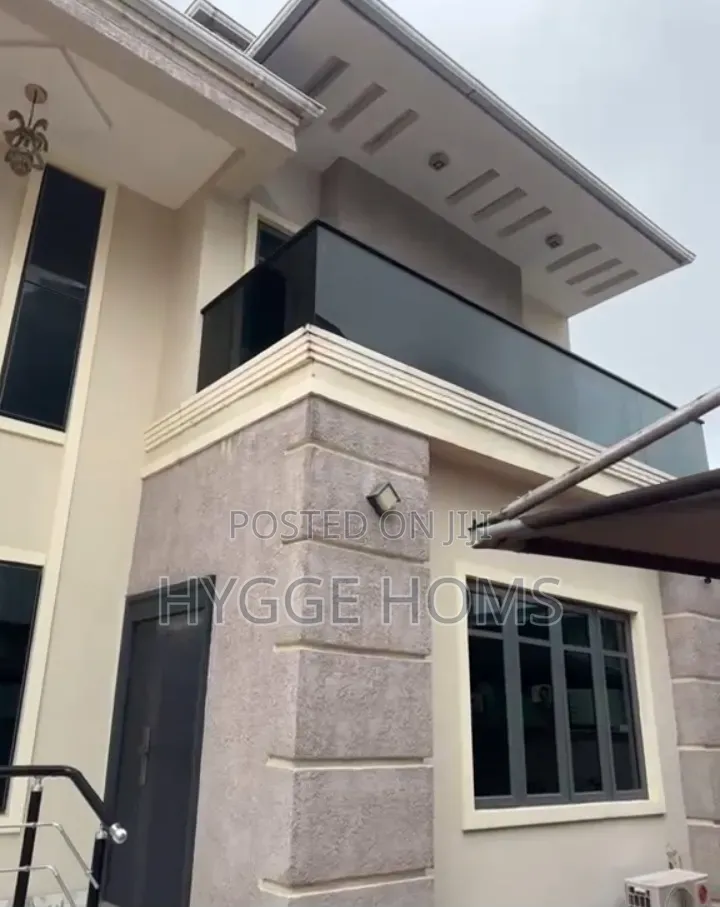 5bdrm Duplex in Dideolu Estate, Ogba GRA for sale