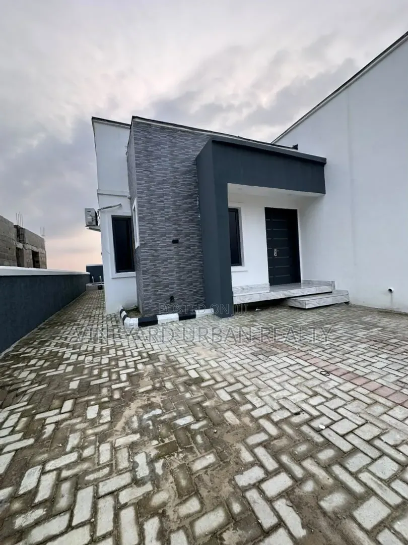Elerangbe Land 4 Sale | C of O | 12 MNTH Paymnt Plan | Free Inspection