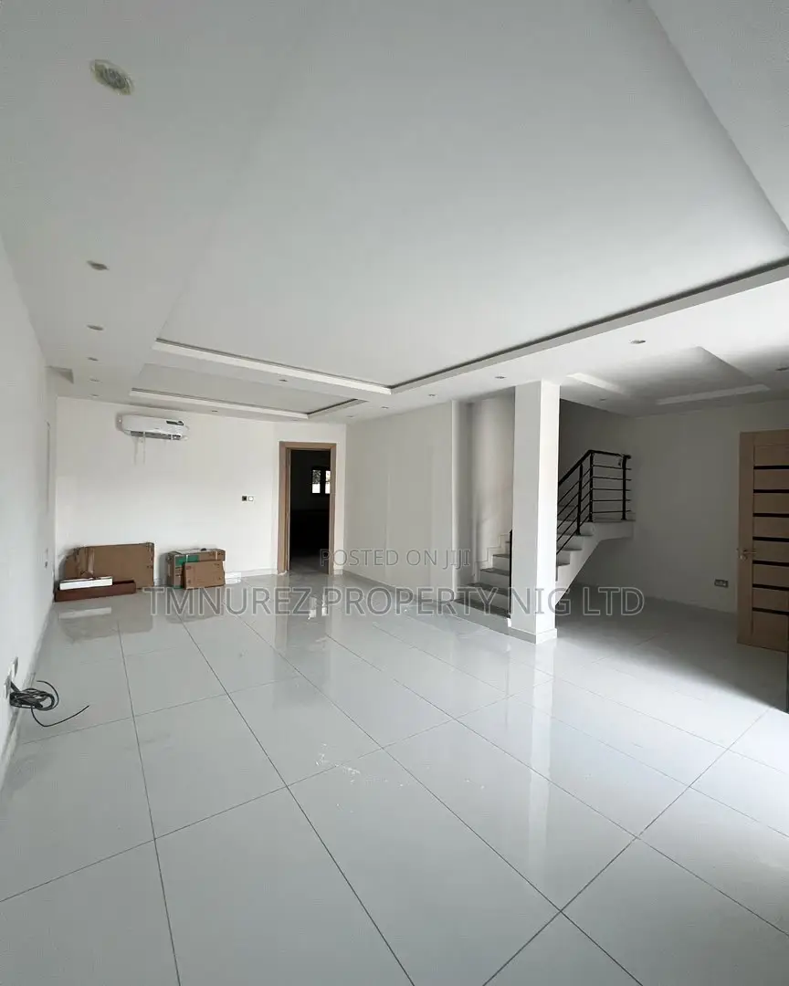 4bdrm Duplex in Ikoyi for rent