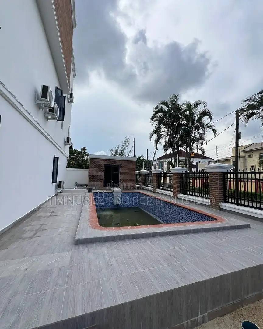 4bdrm Duplex in Ikoyi for rent