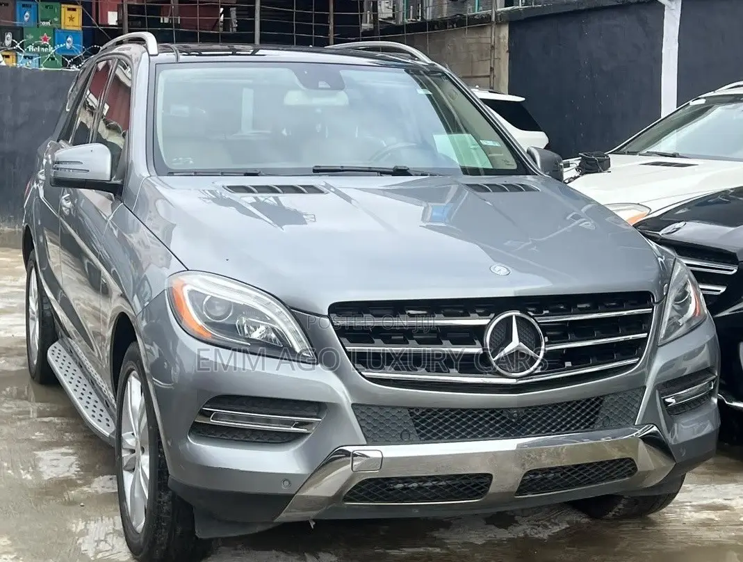 Mercedes-Benz M Class ML350 4MATIC 4dr SUV AWD (3.5L 6cyl 7A) 2015 Gray